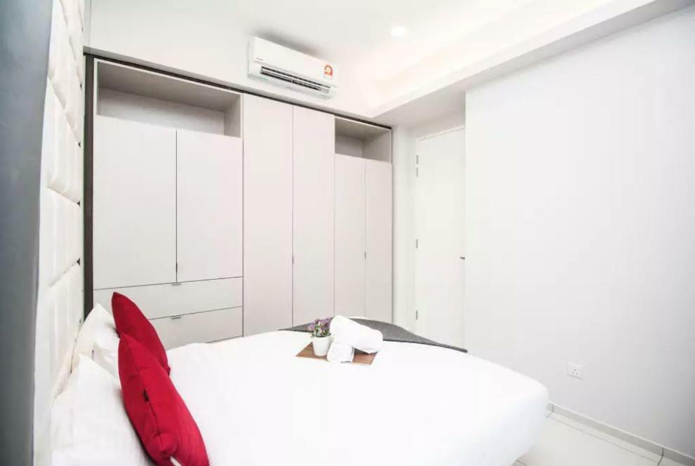 The Robertson Kl Hotel Куала Лумпур Екстериор снимка